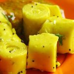 Khandvi,_Gujarati_snack